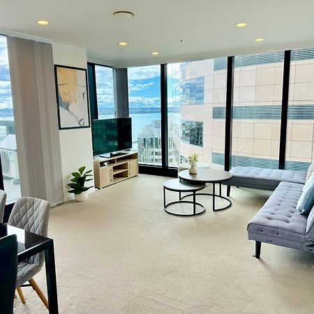 Magnificent Skytower, Sea, Habour View In Cbd Apartment Auckland Bagian luar foto