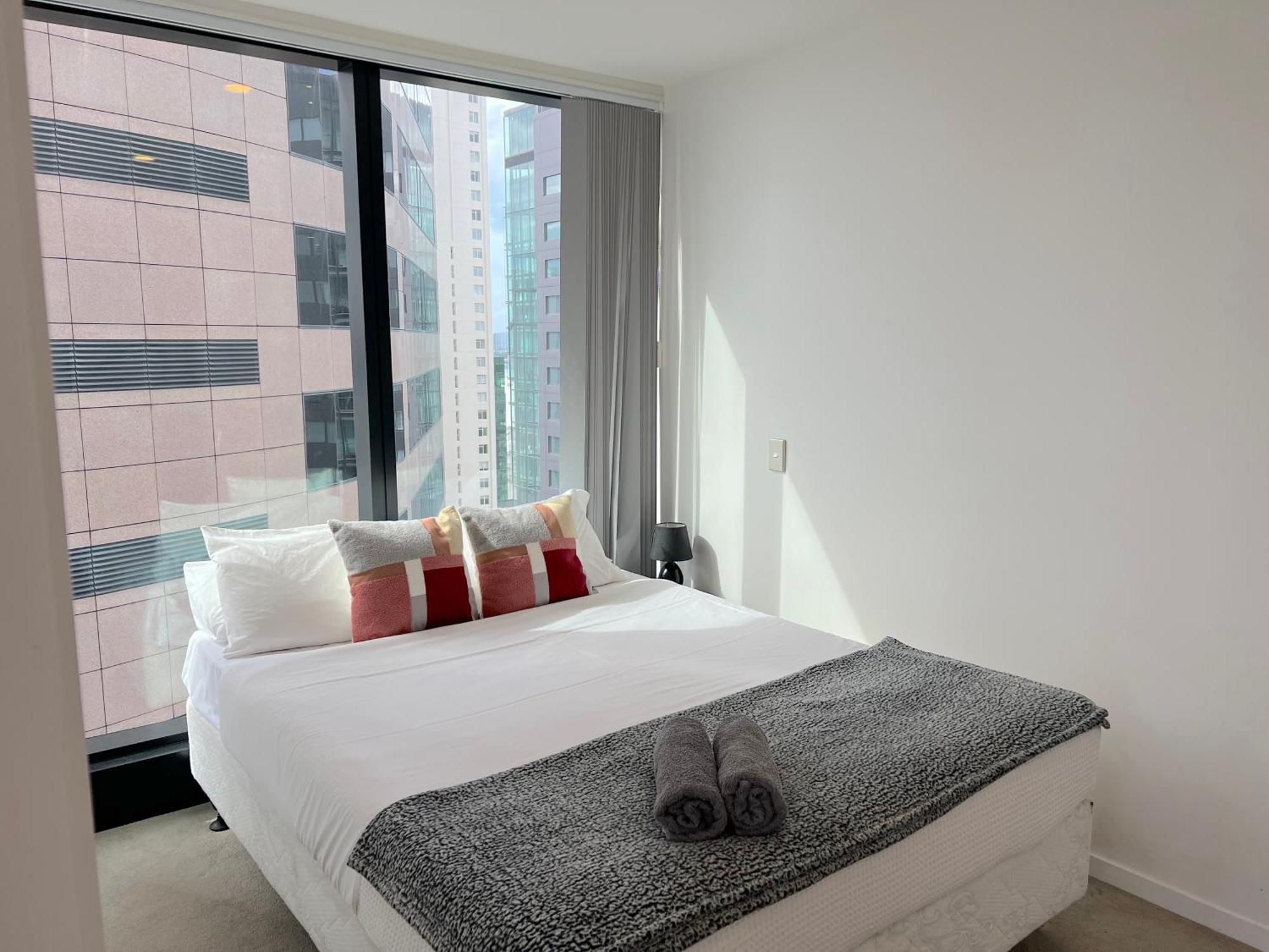Magnificent Skytower, Sea, Habour View In Cbd Apartment Auckland Bagian luar foto