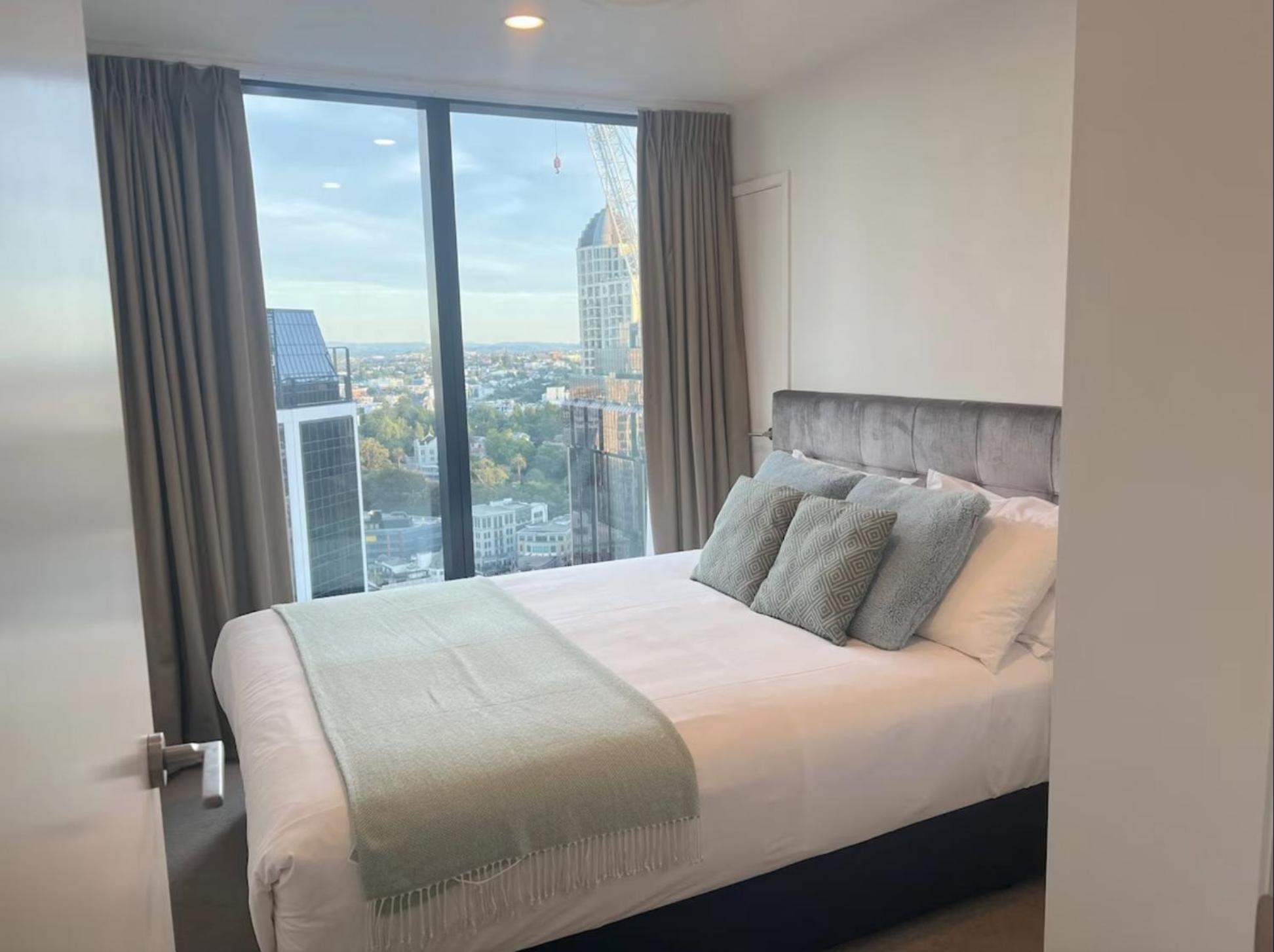 Magnificent Skytower, Sea, Habour View In Cbd Apartment Auckland Bagian luar foto